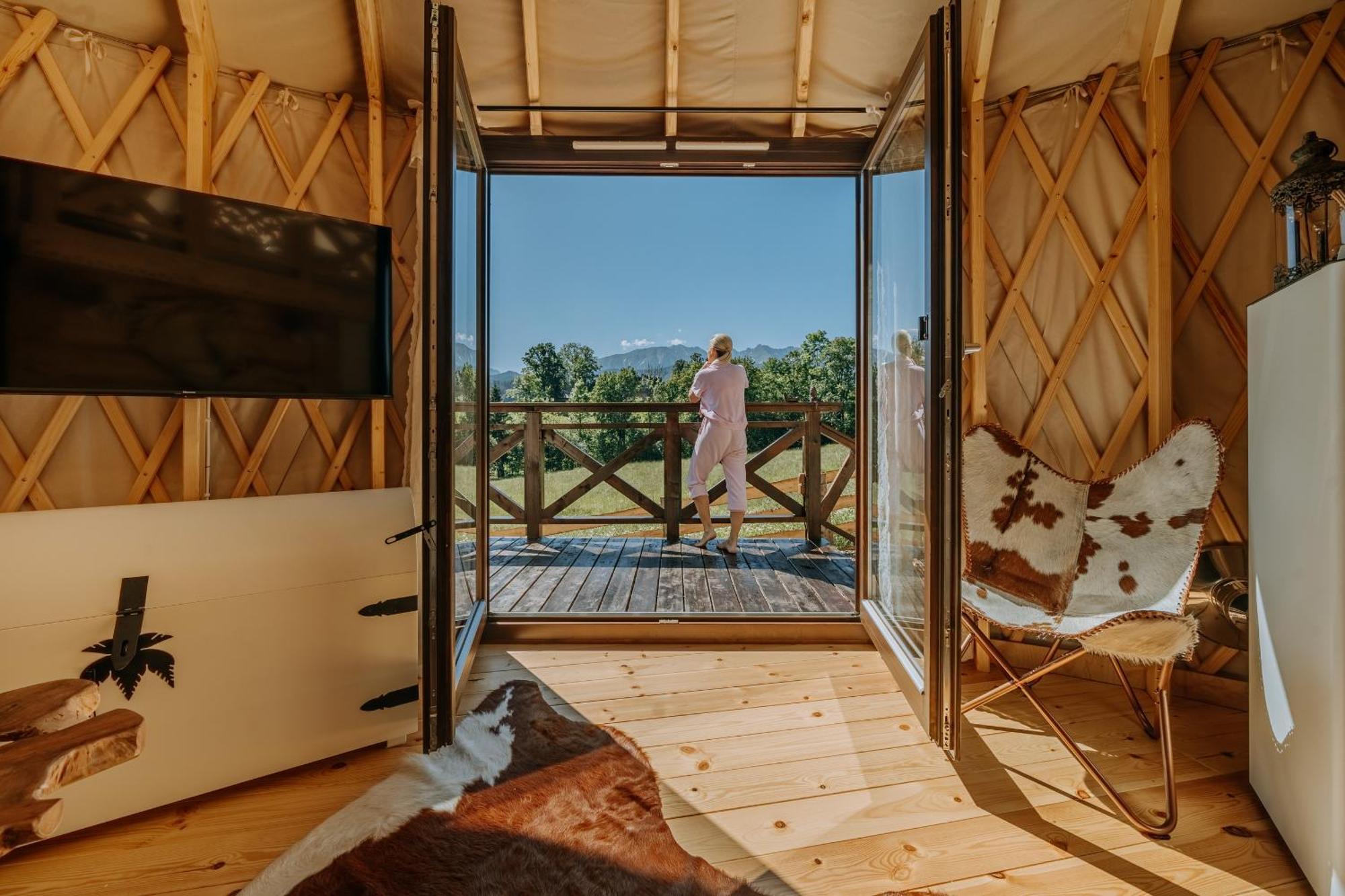 Jurta Na Wypasie - Luksusowy Namiot Z Widokiem Na Gory - Jacuzzi, Sauna, Split Ac, Private, Star View Zakopane Kültér fotó