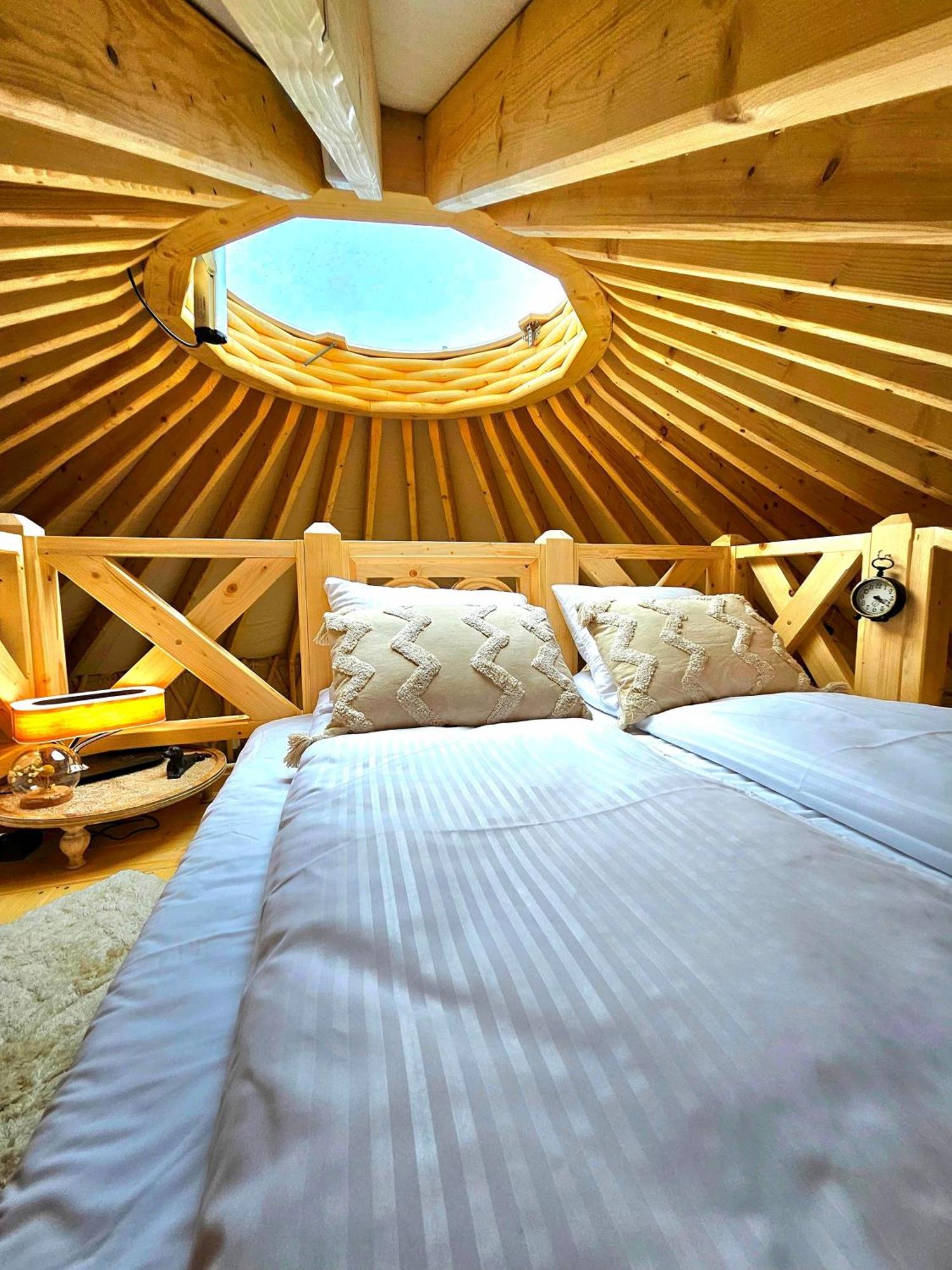 Jurta Na Wypasie - Luksusowy Namiot Z Widokiem Na Gory - Jacuzzi, Sauna, Split Ac, Private, Star View Zakopane Kültér fotó